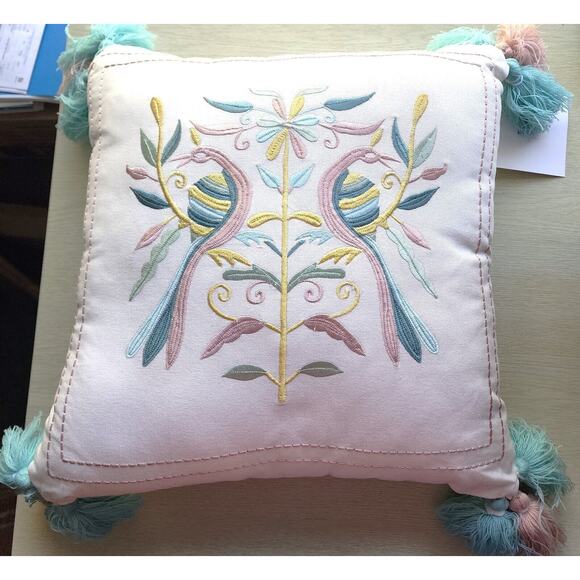 THROW PILLOW-COASTAL HOME-Embroidery-Birds-Folk Design-Tassles-Large-17" x 17" - Picture 1 of 14